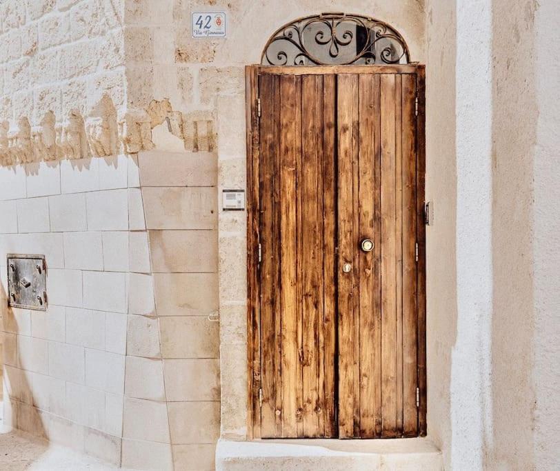 Torre Dalu' - A Due Passi Dalla Spiaggia Di Porta Vecchia, Con Terrazzo Privato E Netflix Monopoli Exterior foto